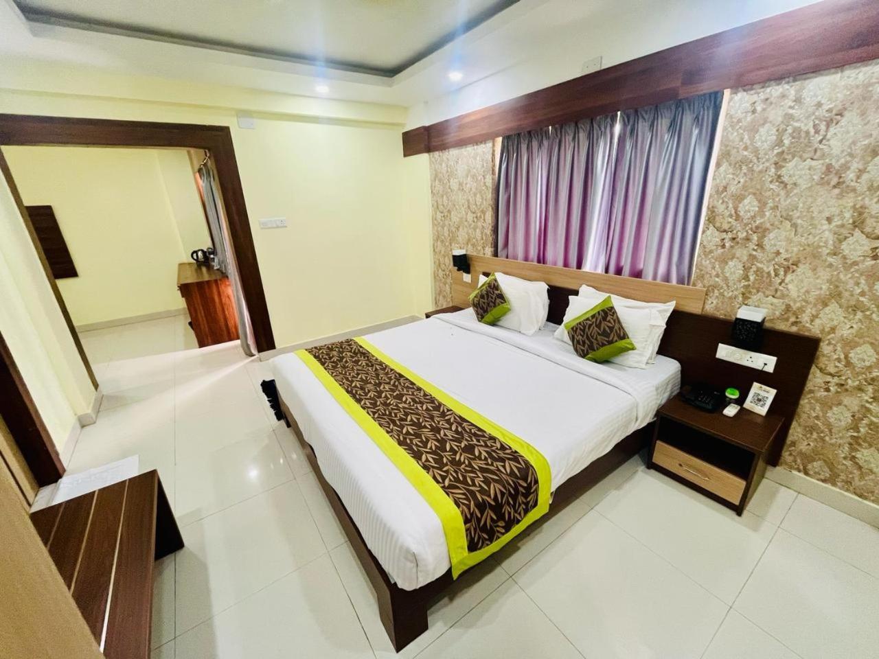 Hotel Four Waves Puri Exterior foto